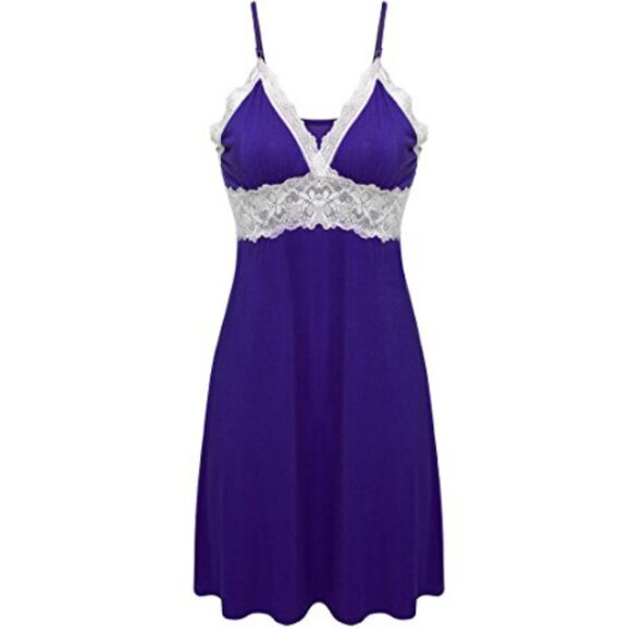 Purple and white lace nightgown - Picture 1 of 12
